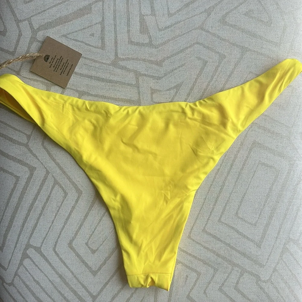 Toast Signature High Hip Bikini Bottoms Size XL
